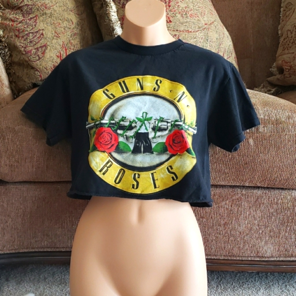 Guns and Roses 🌹 Crop Top!